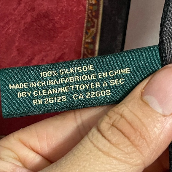 Paisley Ralph Lauren 100% Silk Red and Black - Picture 4 of 5